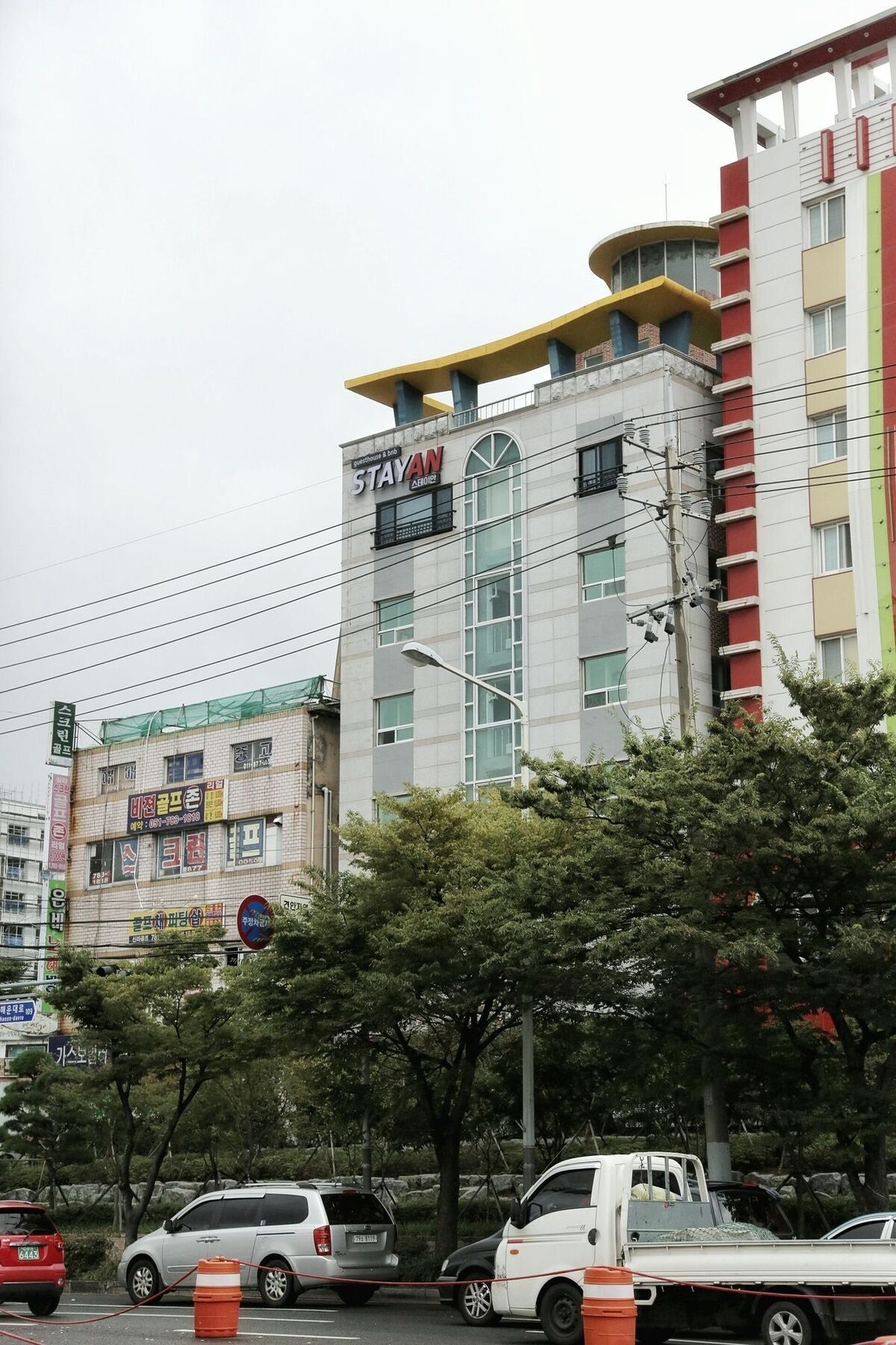 Stayan Guesthouse And Bnb Ciudad Metropolitana de Ciudad Metropolitana de Busan Exterior foto